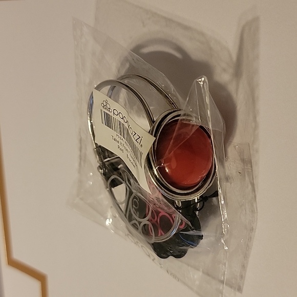 Take it From The POP Red Bracelet Western Fashion Jewelry Paparazzi - Picture 3 of 4